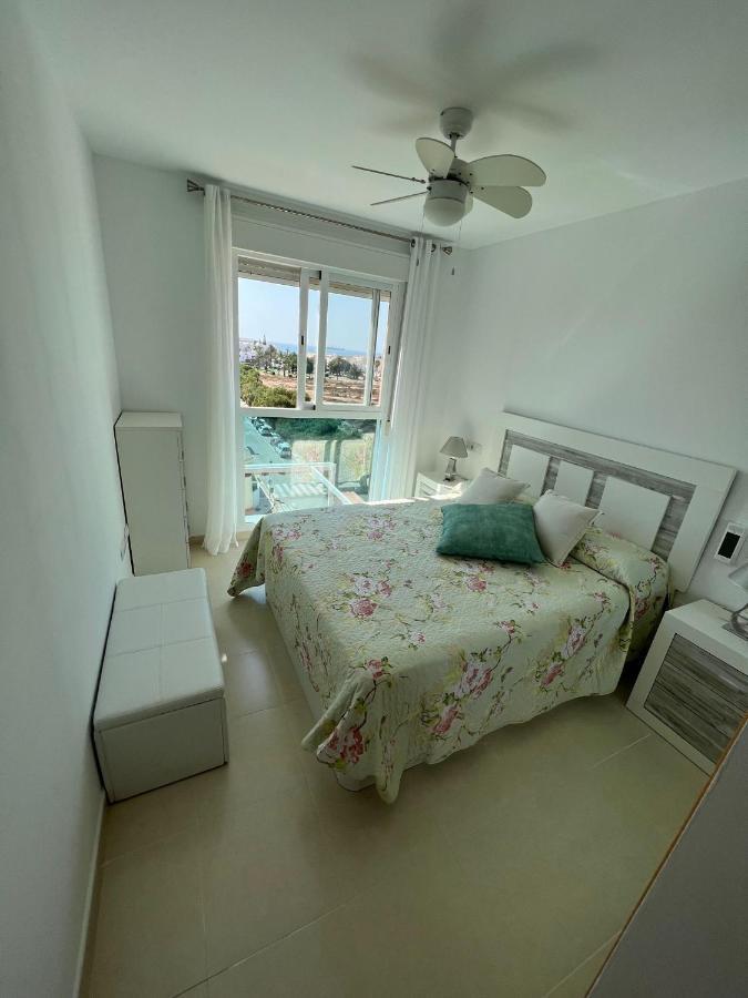 Atico Con Piscina Privada Vistas Al Mar. Apartment *